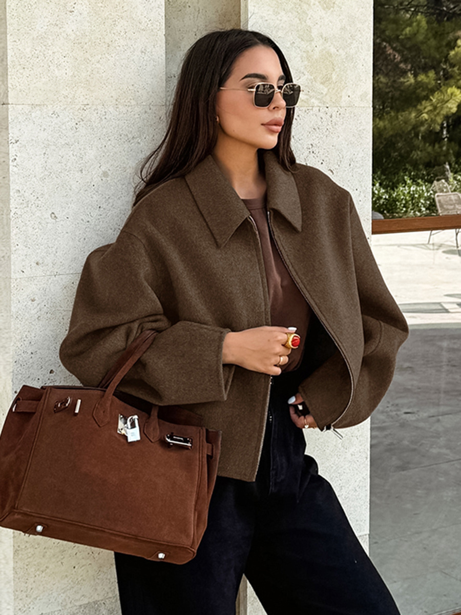 Kurtka Bomberka Damska Wiosna  – Winter Clothing Colors 2026 recenzja i cena