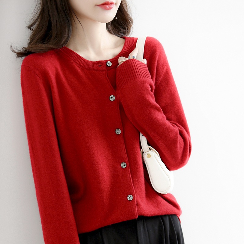 Nowy sweter rozpinany z dziani – Winter Clothing Colors 2026 recenzja i cena