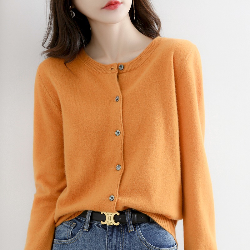 Nowy sweter rozpinany z dziani – Winter Clothing Colors 2026 recenzja i cena