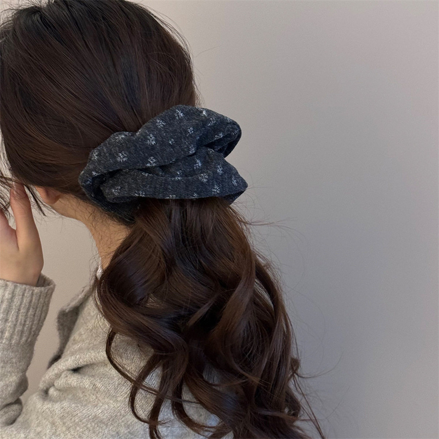 Koreańskie kwiatowe dziergane  – Winter Clothing Korea recenzja i cena